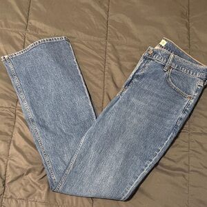 LIKE NEW Abercrombie and Fitch Medium Wash Mid Rise Bootcut Jean